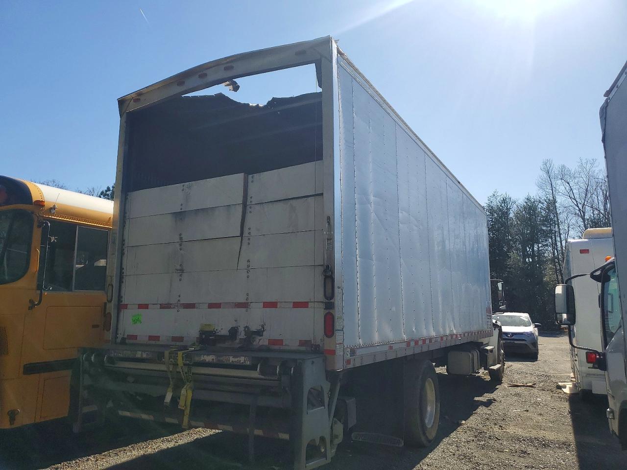 2013 FREIGHTLINER All other VIN 1FVACWDT3DHFG9390 photo 4