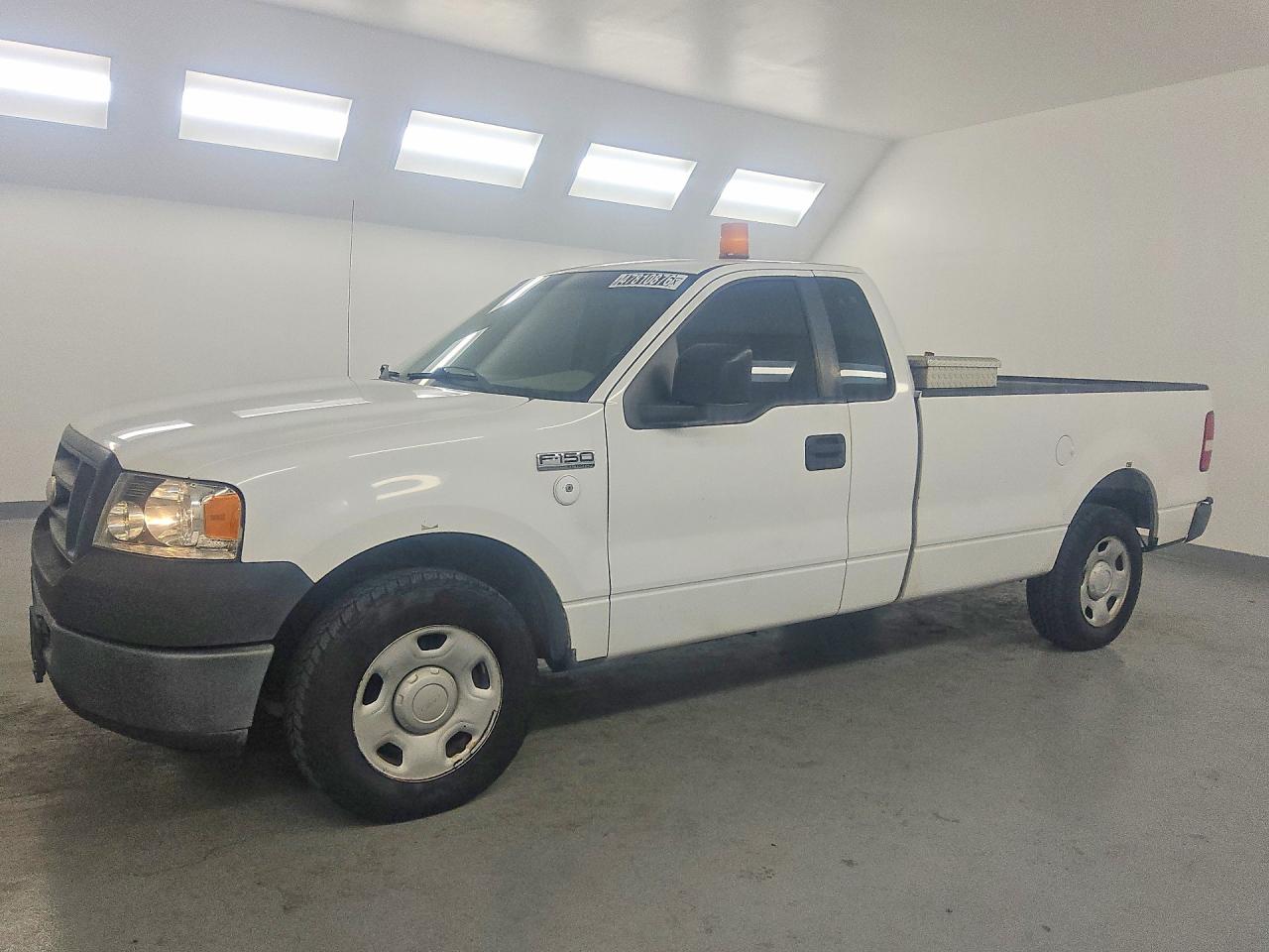 2007 Ford F150 VIN 1FTRF12W17KD53990 photo 1
