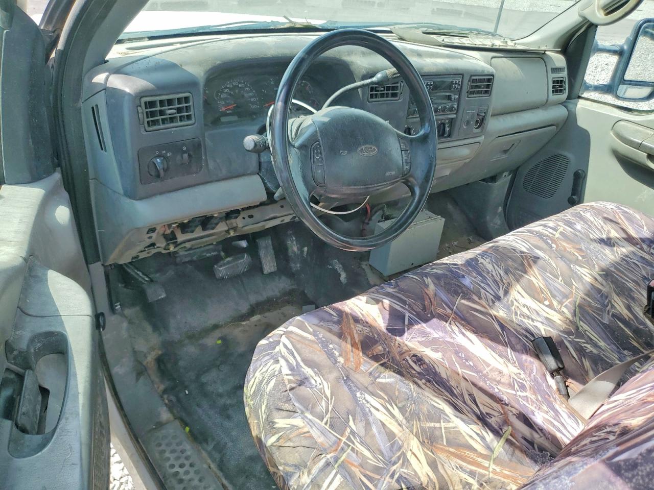 2002 Ford F350 VIN 1FDWF36F72EC89806 photo 8