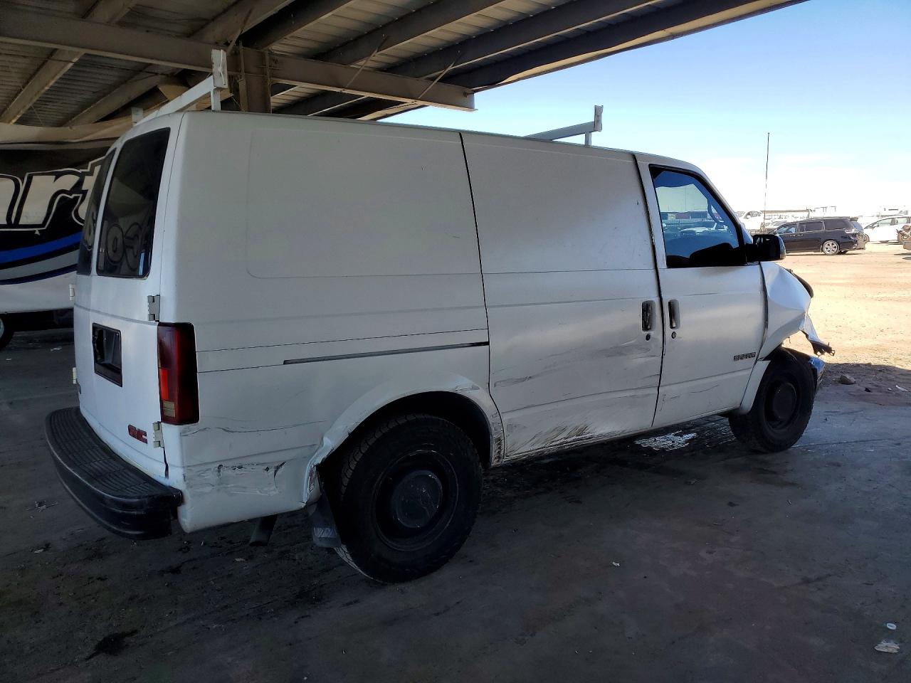 1999 GMC Safari VIN 1GTDM19W6XB525033 photo 3
