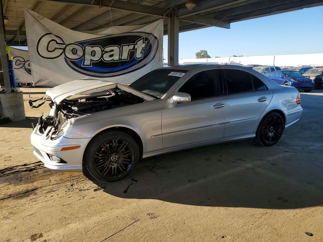 2007 Mercedes-Benz E-class VIN WDBUF56X57B181370 photo 1