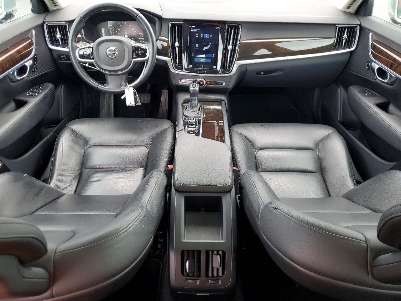 2018 Volvo S90 VIN LVY982AK0JP035991 photo 8