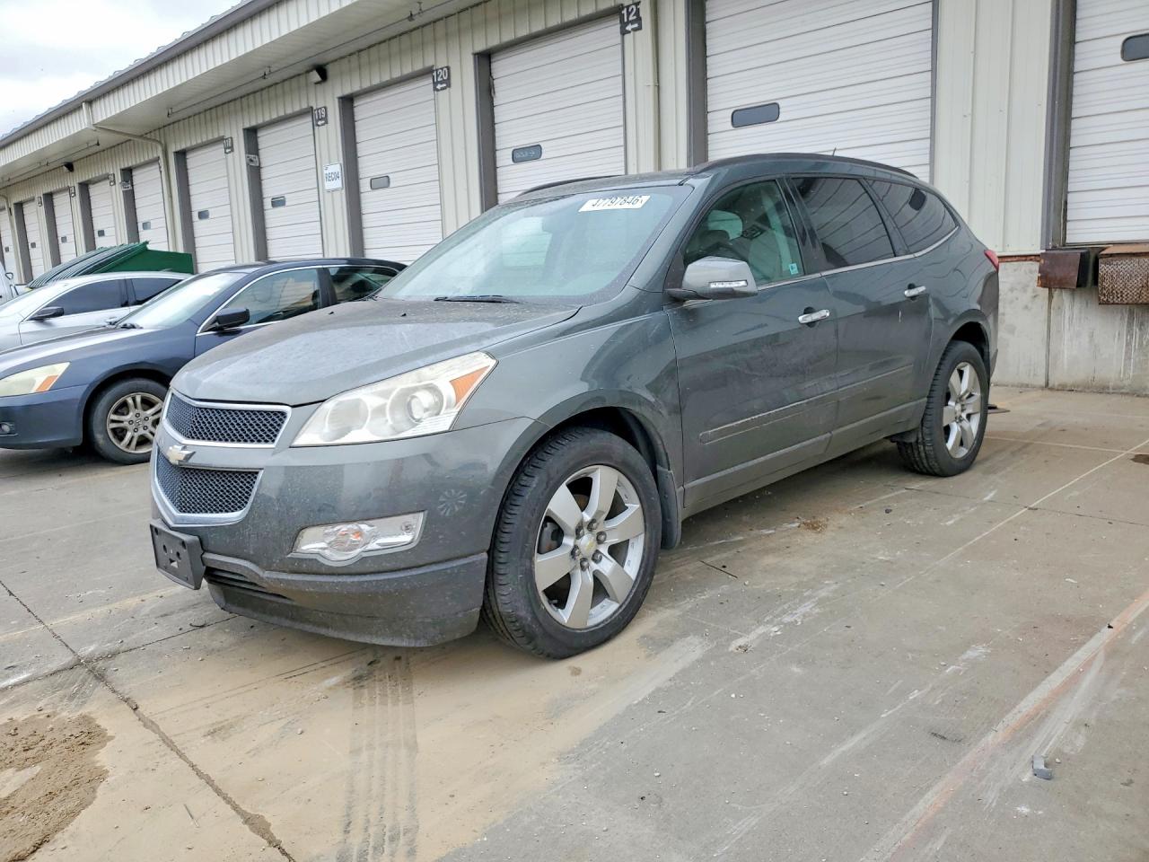 2010 CHEV Traverse VIN 1GNLRGED0AJ221513 photo 1