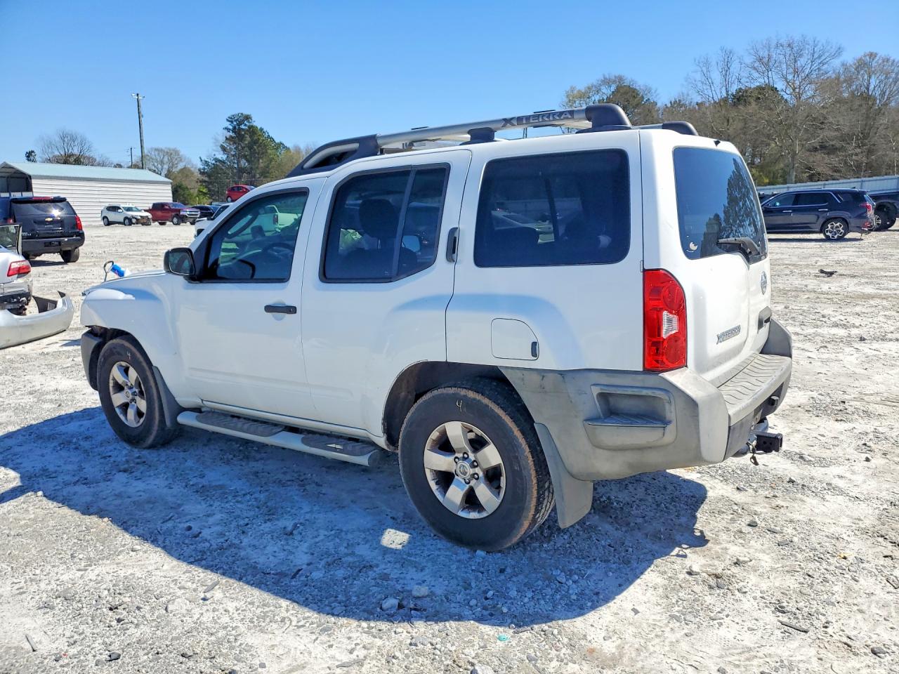 2010 Nissan Xterra VIN 5N1AN0NU5AC517470 photo 2