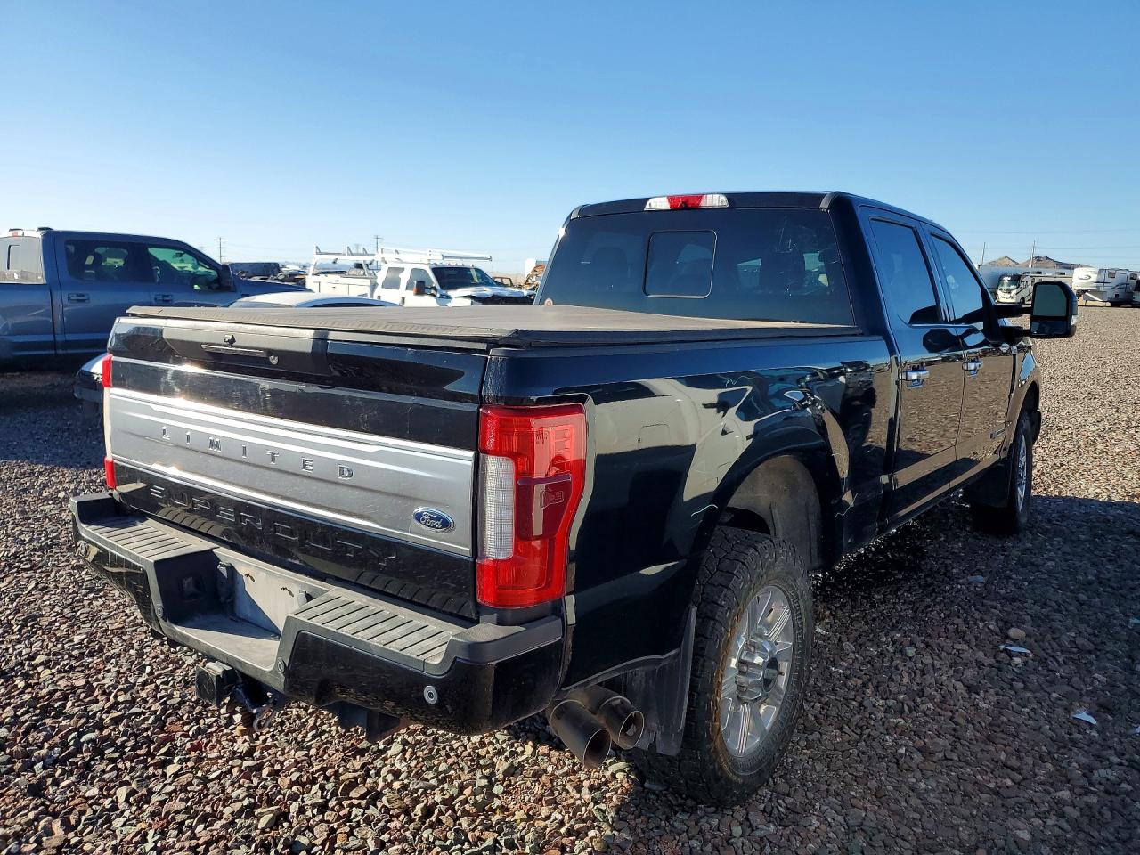 2018 Ford F350 VIN 1FT8W3BT4JEC96641 photo 3