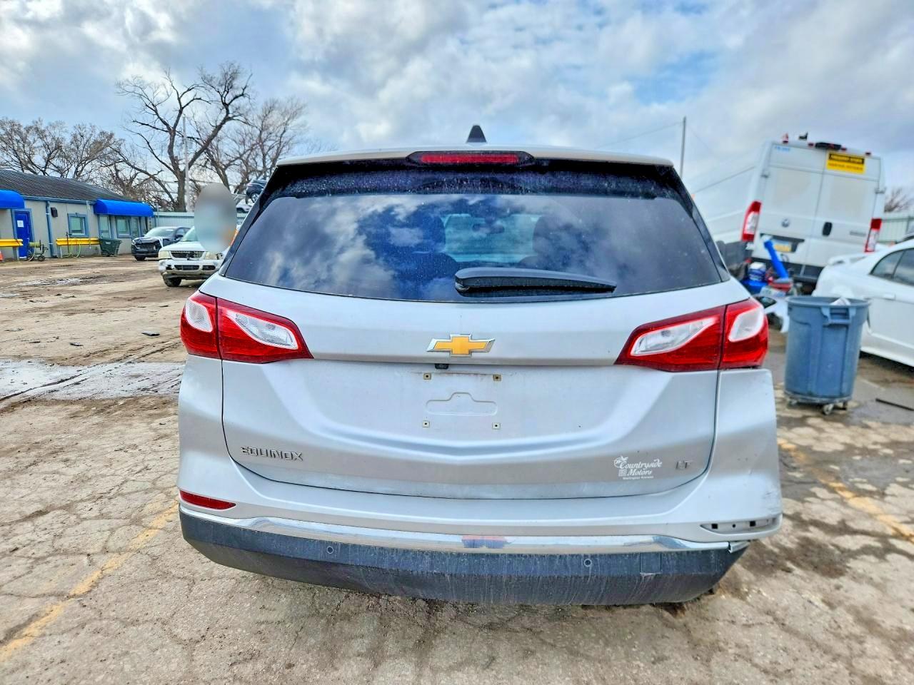 2018 Chev Equinox VIN 2GNAXJEV0J6182065 photo 6
