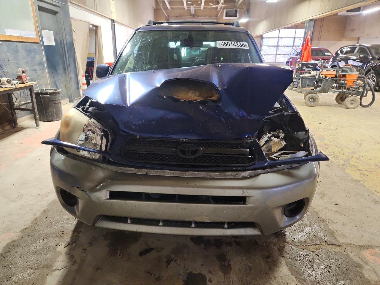 2004 Toyota Rav4 VIN JTEGD20V240015675 photo 5