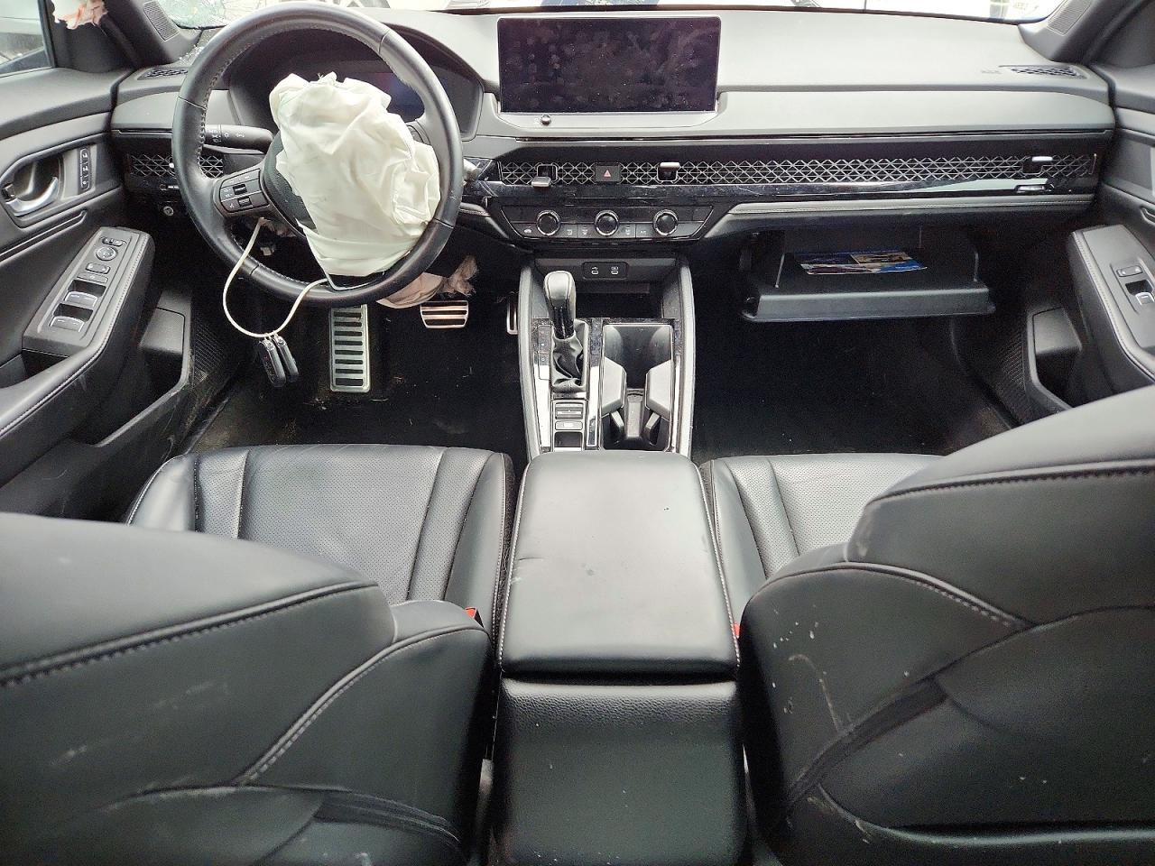 2024 Honda Accord VIN 1HGCY2F7XRA014857 photo 8