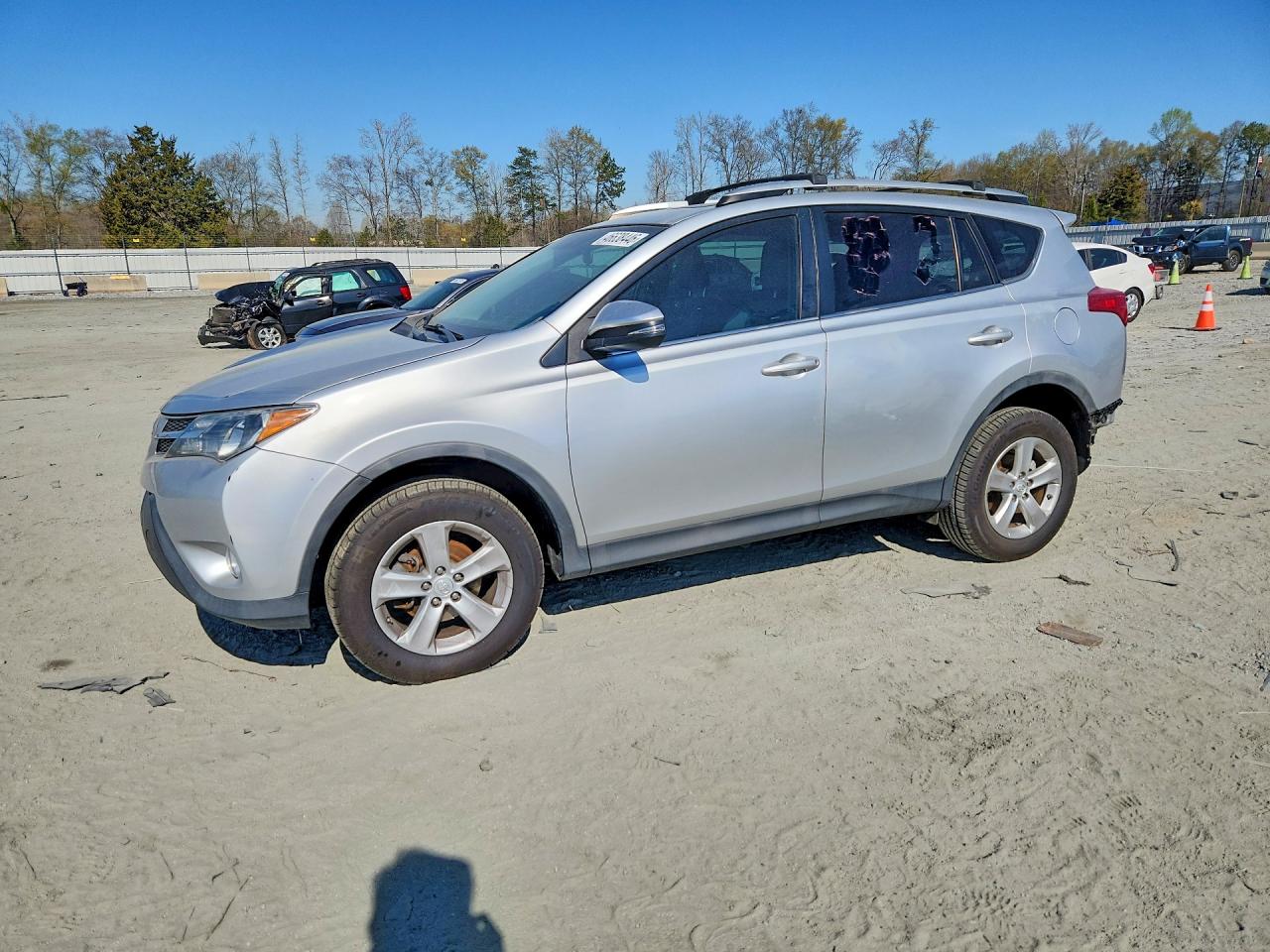 2013 Toyota Rav4 VIN 2T3WFREV7DW046461 photo 1