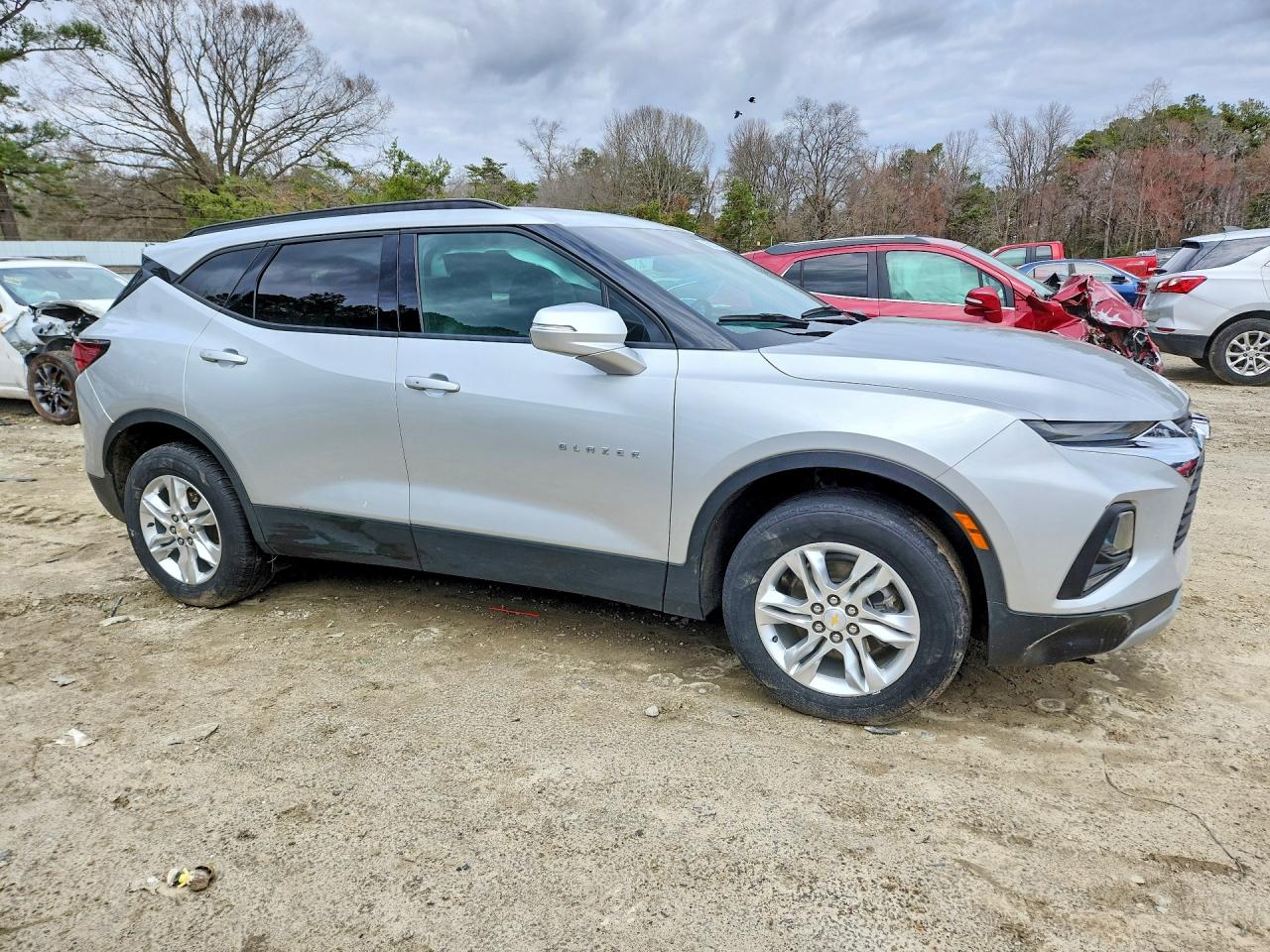 2022 Chevrolet Blazer VIN 3GNKBHR43NS173848 photo 4