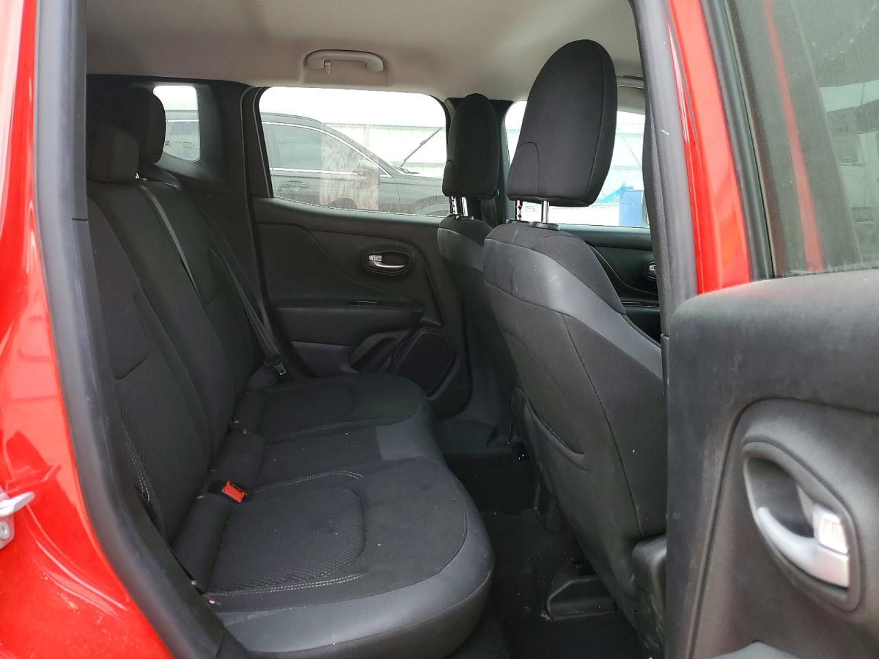 2023 Jeep Renegade a VIN ZACNJDE14PPP16087 photo 10