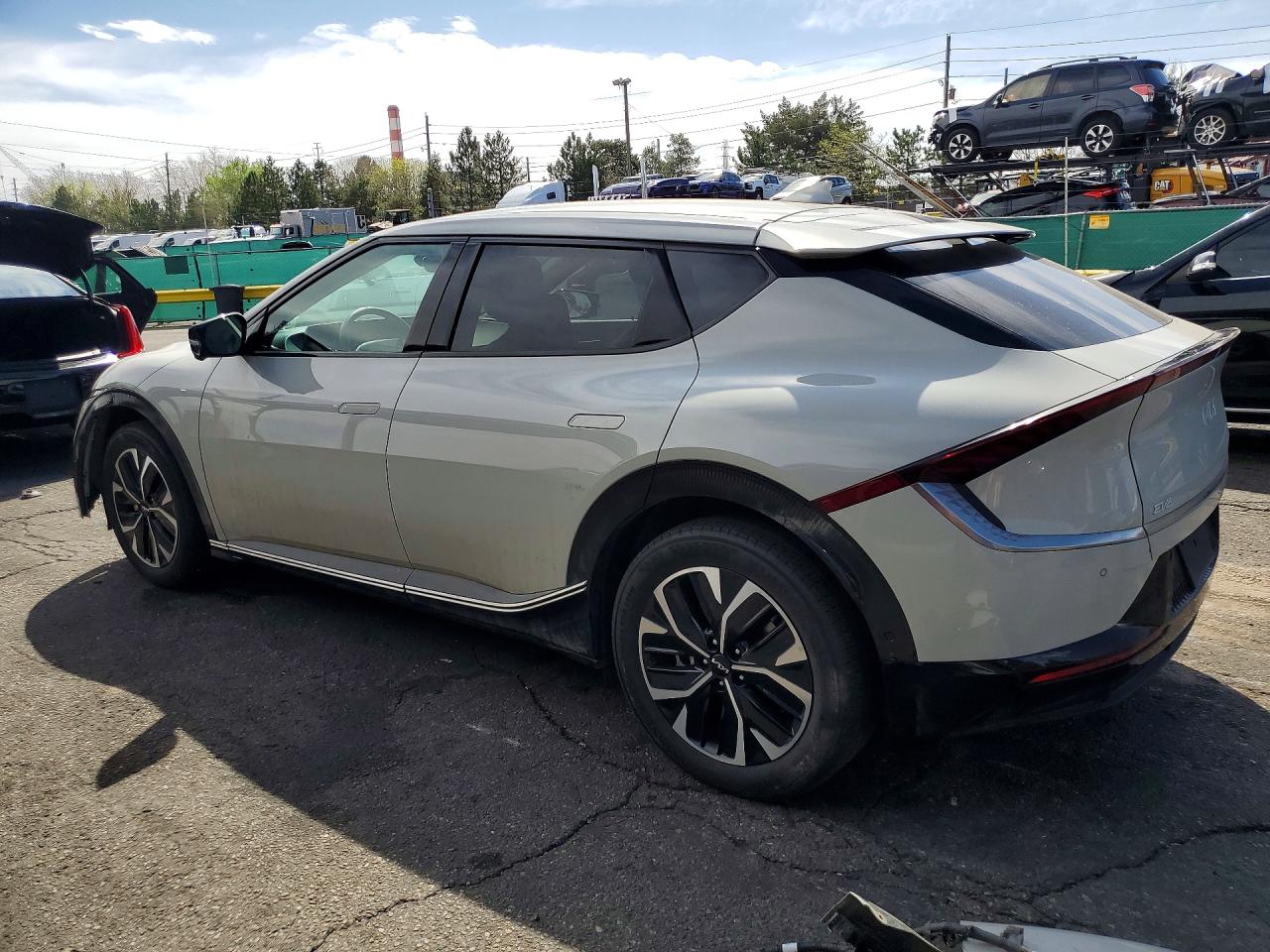 2022 Kia All other VIN KNDC3DLC8N5025580 photo 2