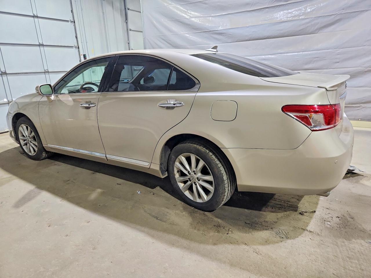 2011 Lexus ES350 VIN JTHBK1EG2B2448213 photo 2
