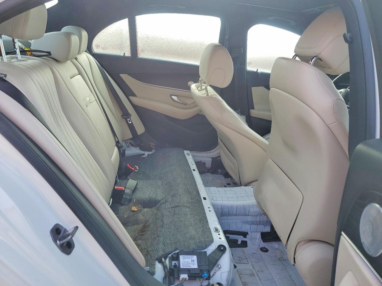 2019 Mercedes-Benz E-class VIN WDDZF6JB0KA669817 photo 10