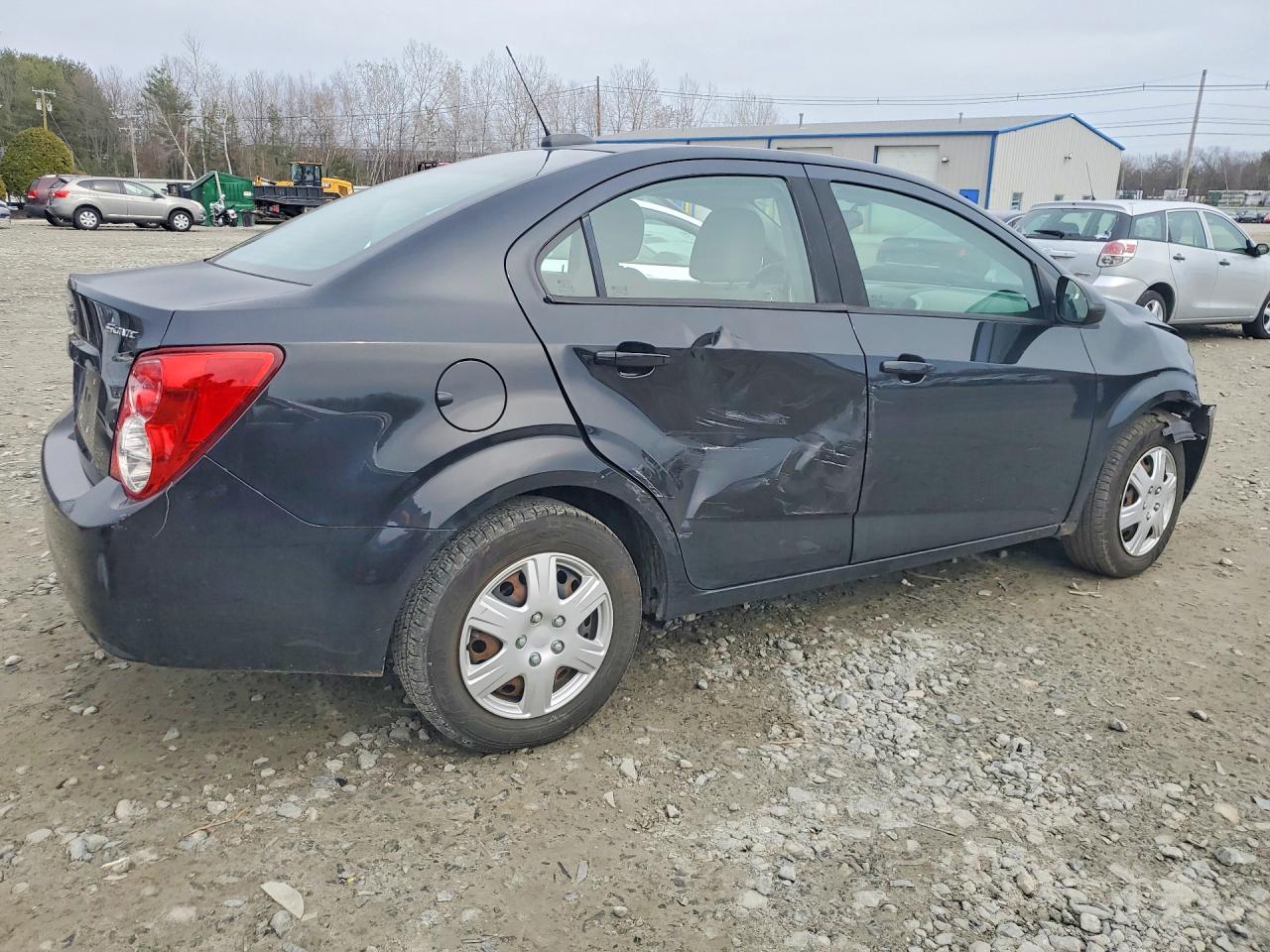 2015 CHEV Sonic VIN 1G1JA5SH0F4167440 photo 3