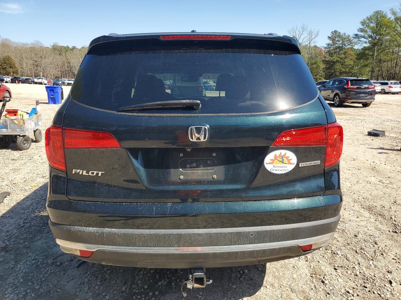 2016 Honda Pilot VIN 5FNYF5H97GB043943 photo 6