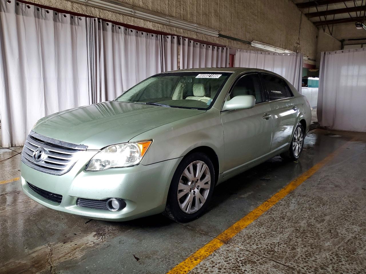 2010 Toyota Avalon VIN 4T1BK3DB8AU370246 photo 1