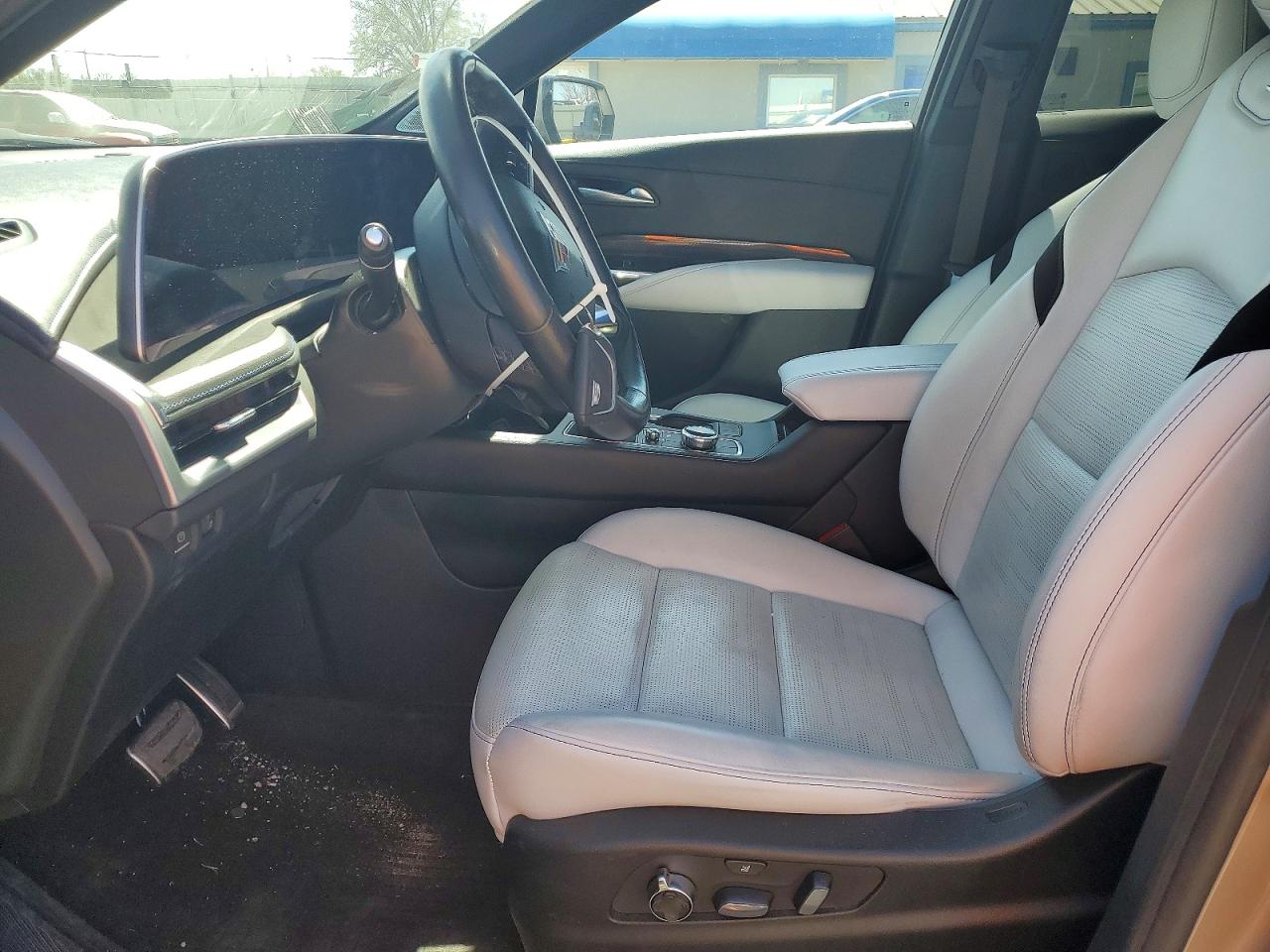 2024 Cadillac Xt4 VIN 1GYFZER49RF149739 photo 7
