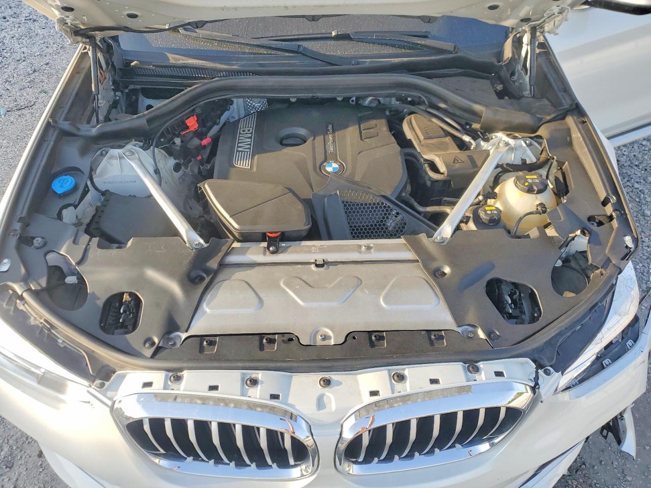 2019 BMW X4 VIN 5UXUJ3C57KLG56299 photo 11