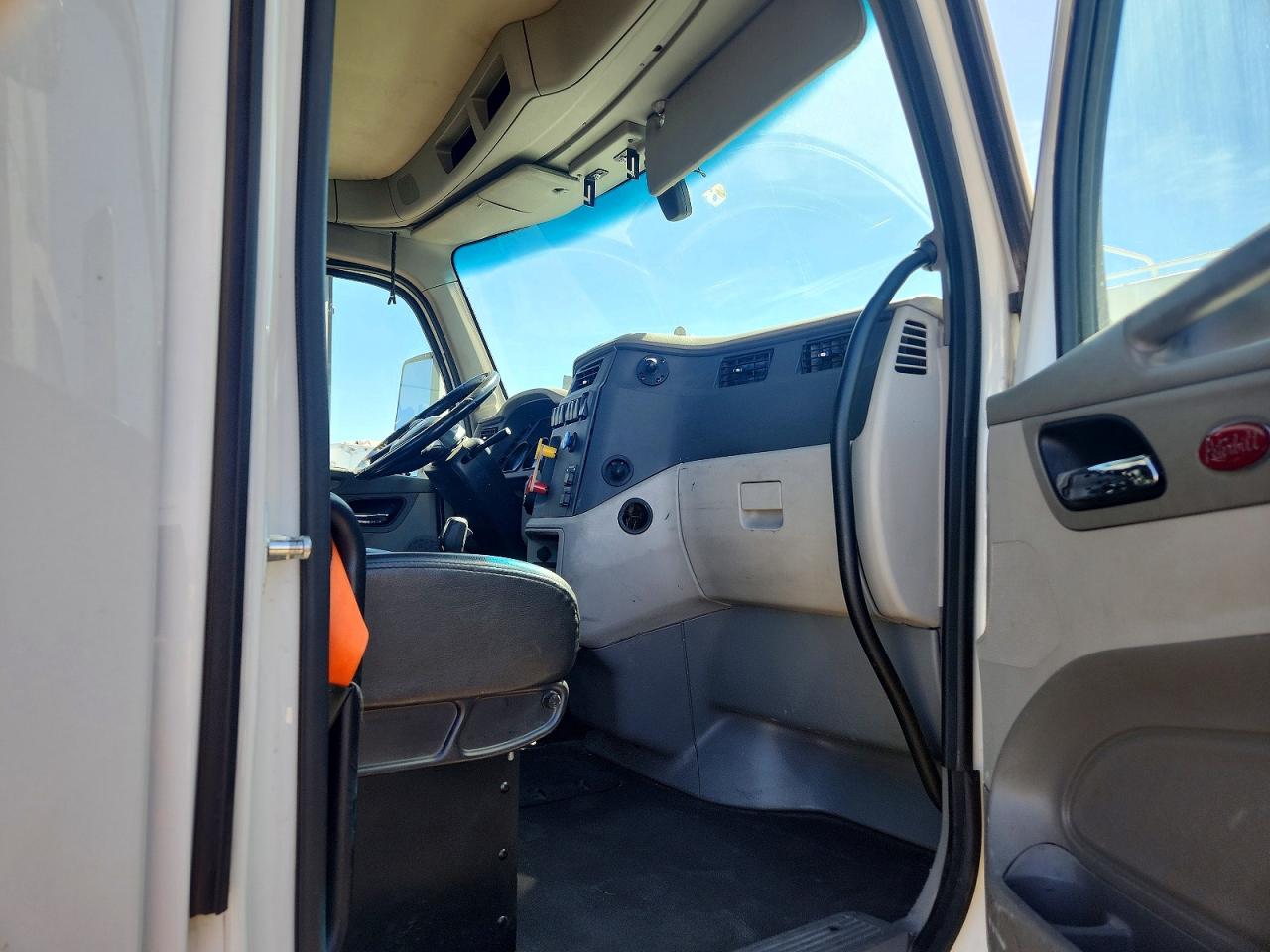 2018 PETERBILT All other VIN 1XPBA48X2JD477942 photo 5