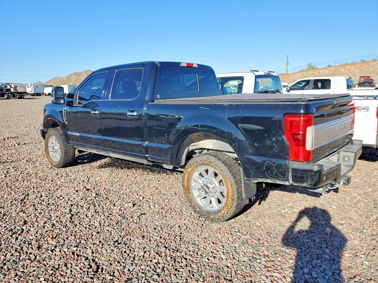2018 Ford F350 VIN 1FT8W3BT4JEC96641 photo 2