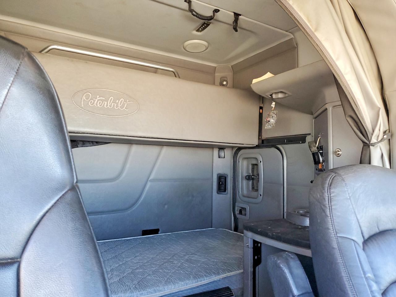 2017 PETERBILT All other VIN 1XPBD49X4HD433876 photo 6