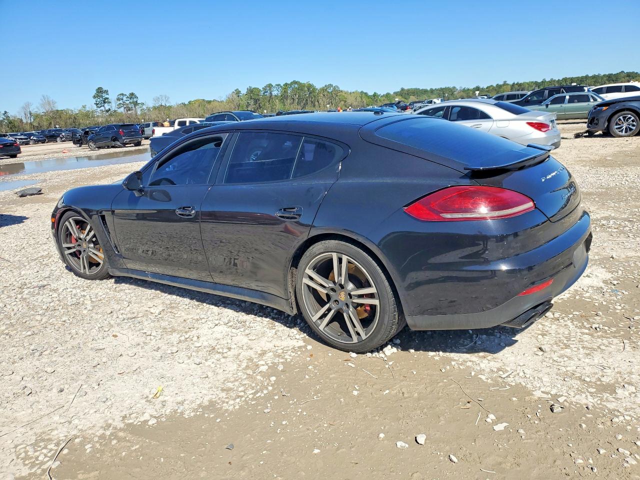 2014 Porsche Panamera VIN WP0AF2A71EL083695 photo 2