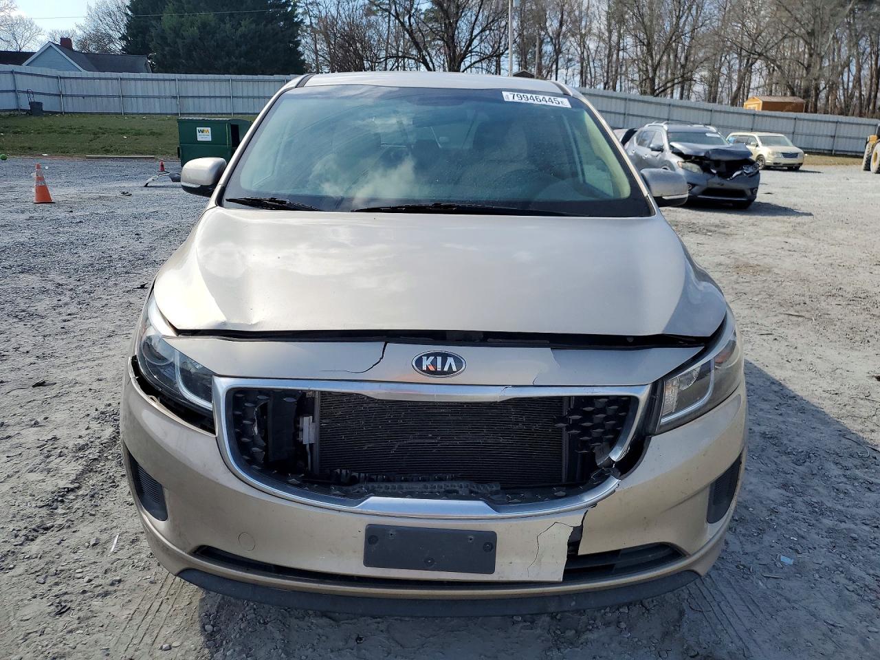2017 Kia SEDONA VIN KNDMB5C1XH6230568 photo 5