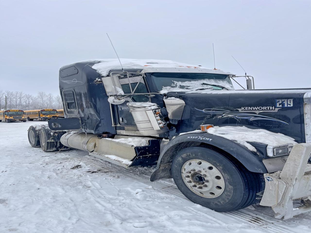 2017 KENWORTH All other VIN 1XKWD40X3HJ984841 photo 1