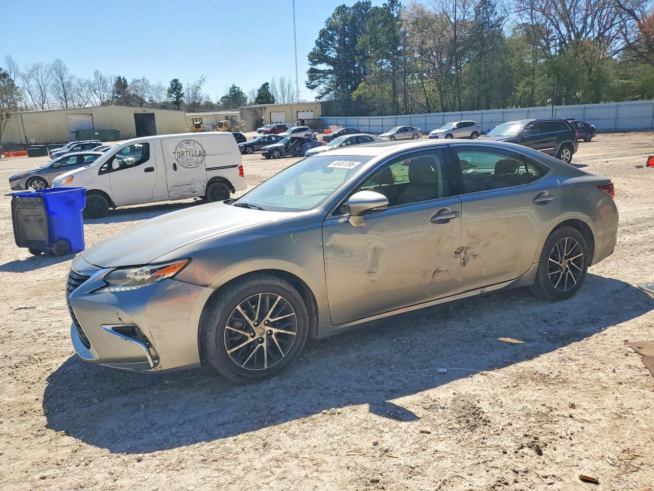2016 Lexus ES350 VIN 58ABK1GG6GU017940 photo 1