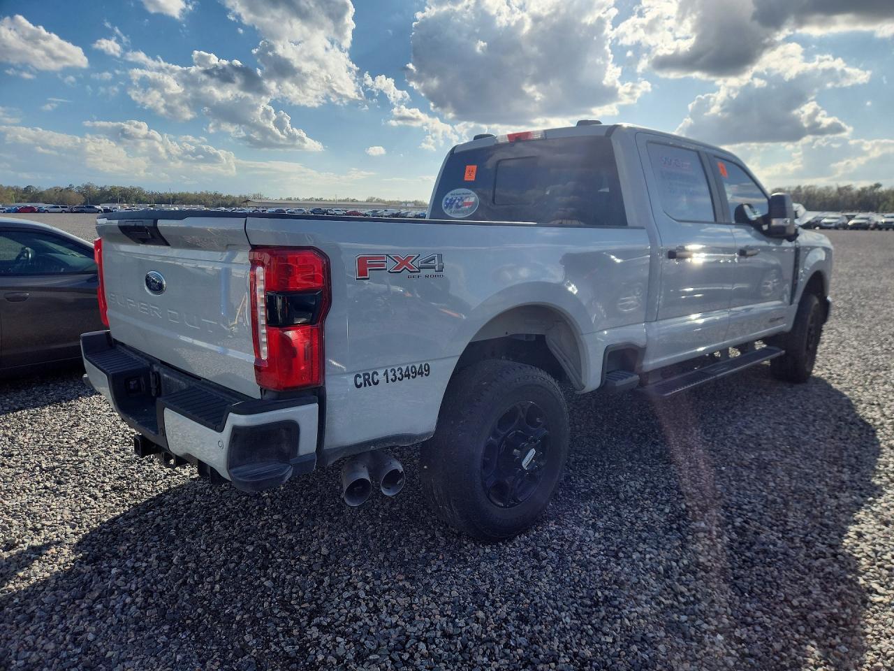 2025 Ford F350 VIN 1FT8W3BTXSED42944 photo 3