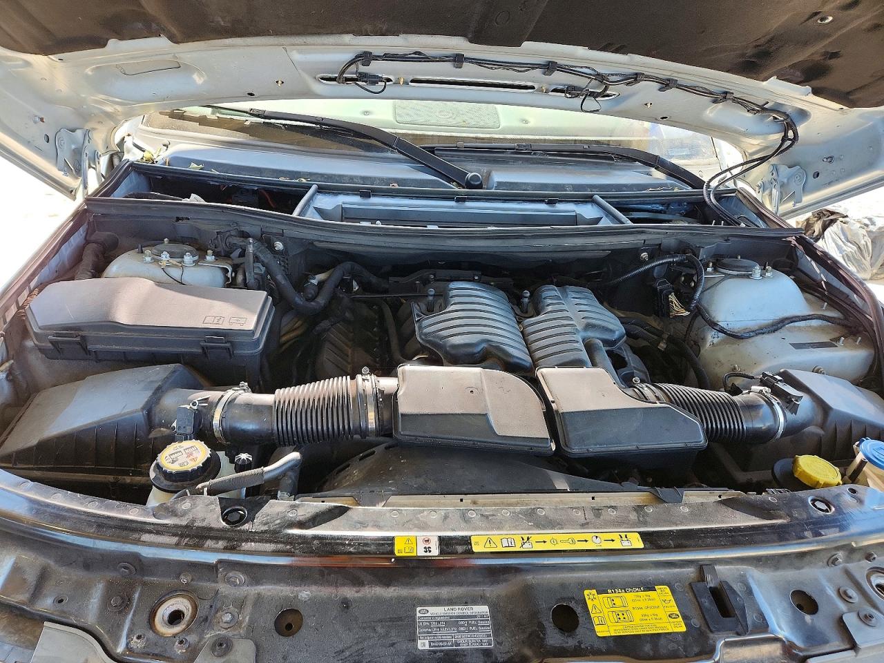 2011 Land Rangerover VIN SALMF1D44BA334556 photo 11