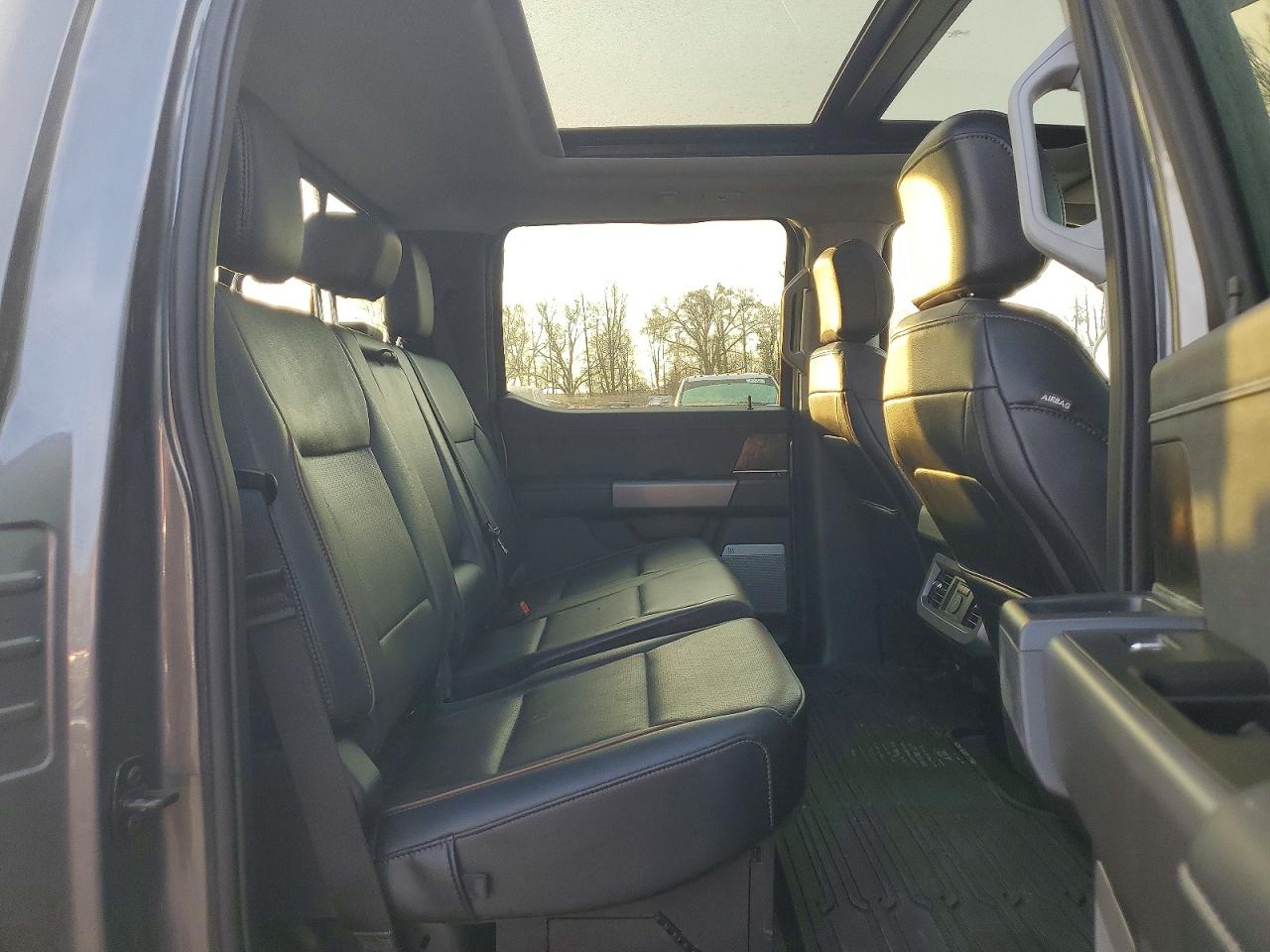 2025 Ford F350 VIN 1FT8W3DT0SEC91242 photo 10
