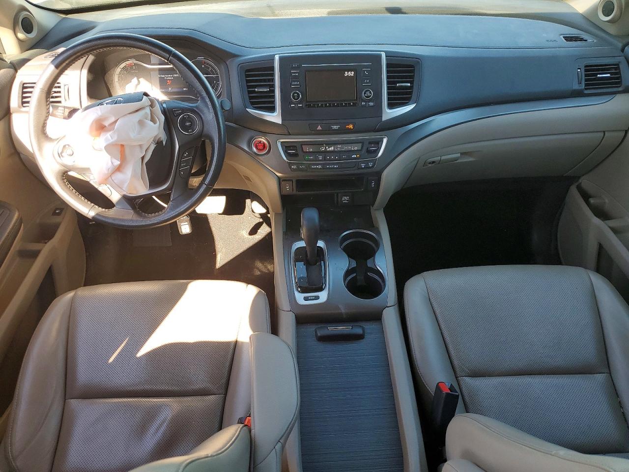 2018 Honda Ridgeline VIN 5FPYK2F56JB001580 photo 8