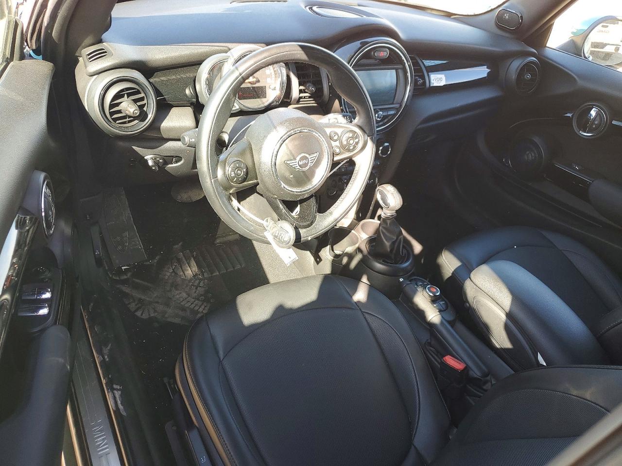 2019 Mini Cooper VIN WMWWG5C53K3H08495 photo 8