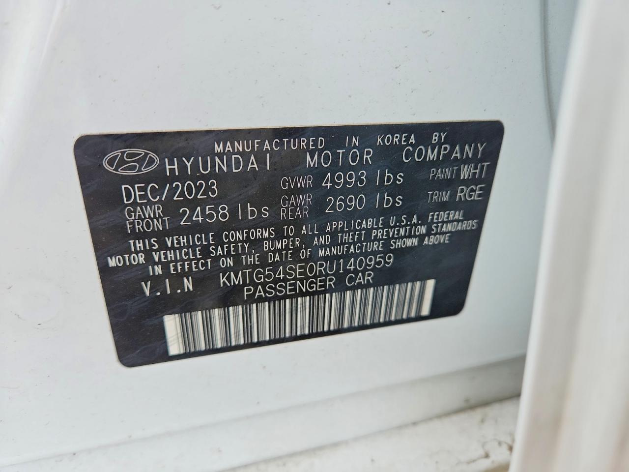 2024 Genesis G70 VIN KMTG54SE0RU140959 photo 12