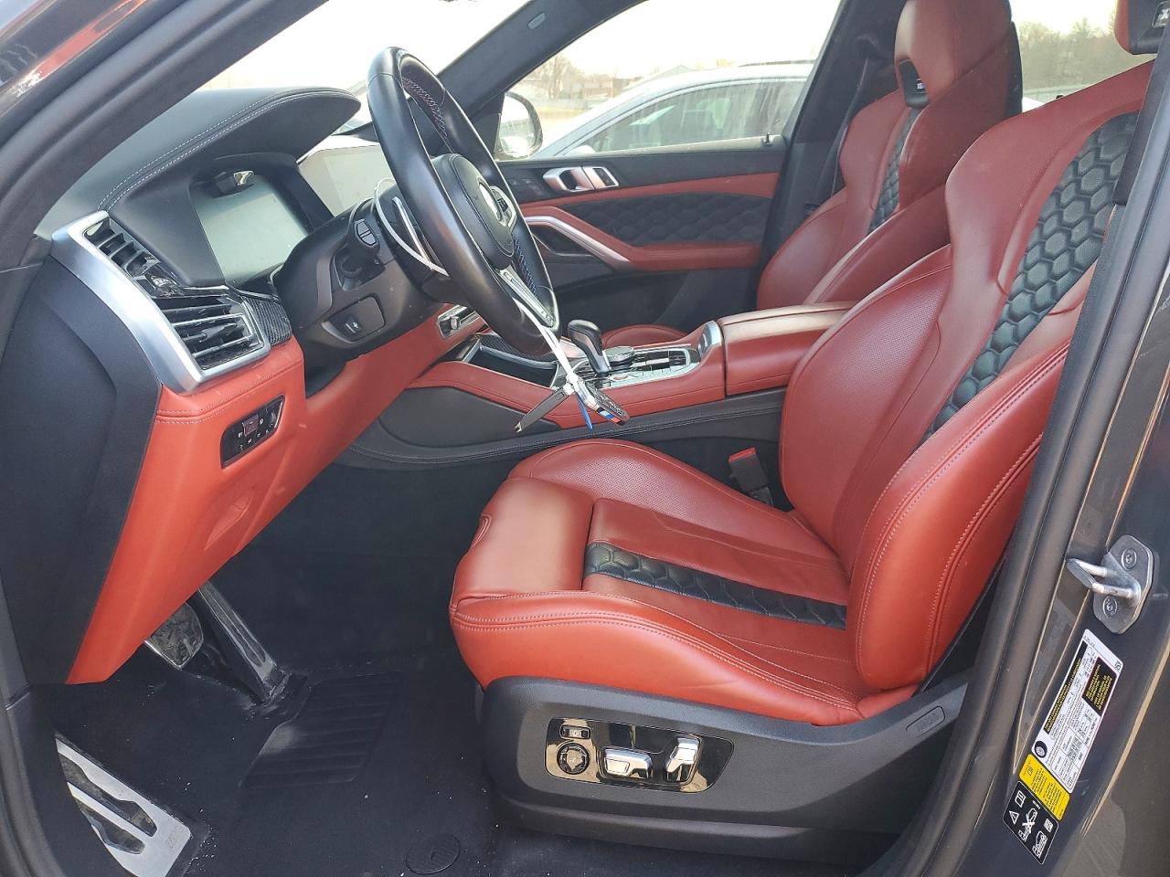 2022 BMW X6 VIN 5YMCY0C02N9J90203 photo 7