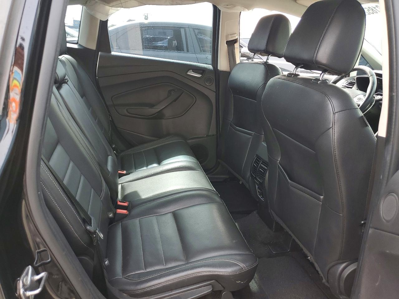 2016 Ford Cmax VIN 1FADP5CU6GL103804 photo 10