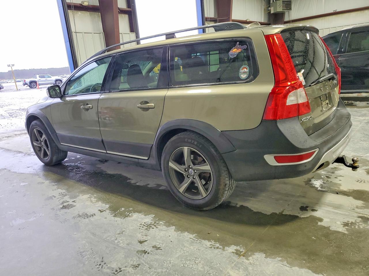 2009 VOLVO Xc70 VIN YV4BZ992191050692 photo 2
