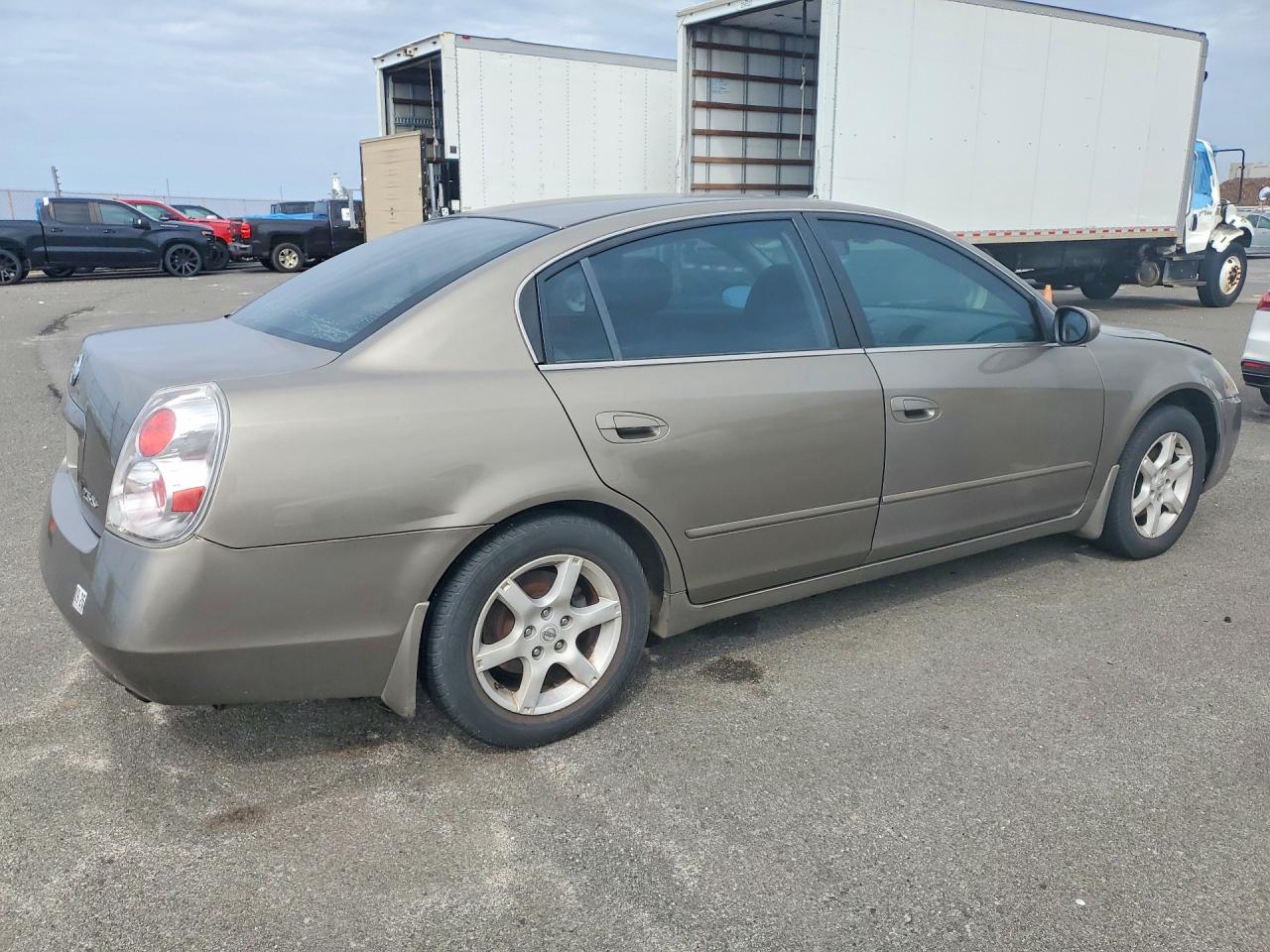 2005 Nissan Altima VIN 1N4AL11D25C380974 photo 3