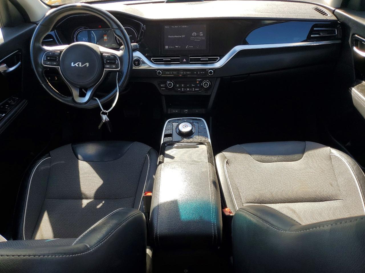 2022 Kia Niro Ev S VIN KNDCC3LG9N5160757 photo 8