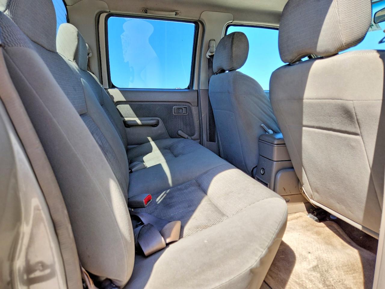 2004 Nissan Frontier VIN 1N6ED27T94C403076 photo 10