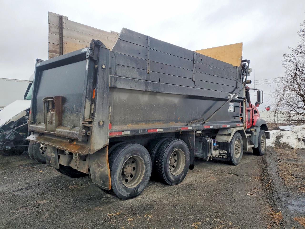 2010 MACK All other VIN 1M2AX16C2AM009845 photo 4