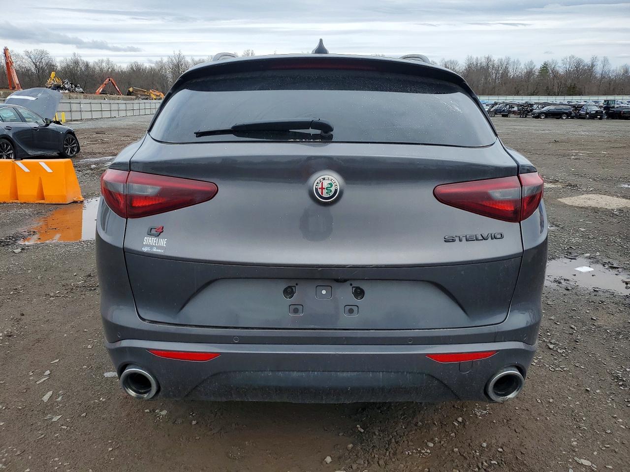 2021 Alfa Stelvio VIN ZASPAKBN0M7D09519 photo 6