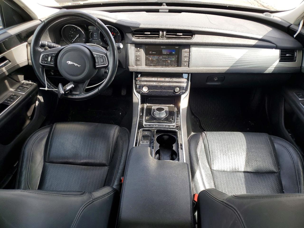 2016 Jaguar Xf VIN SAJBK4BV9GCY16198 photo 8