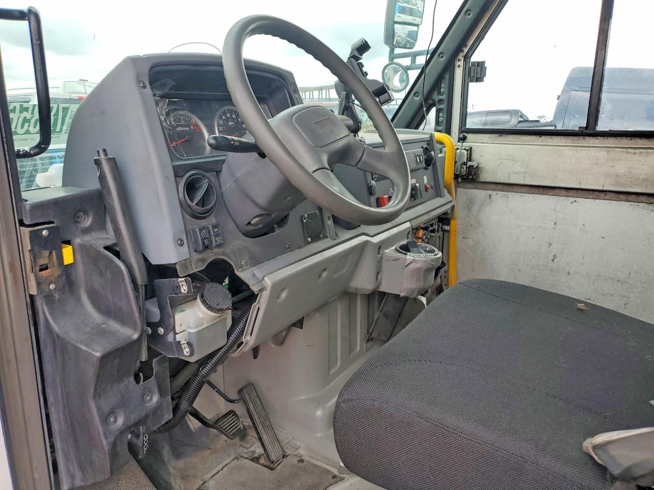 2012 ISUZU Npr VIN JALB4T171C7W00515 photo 8