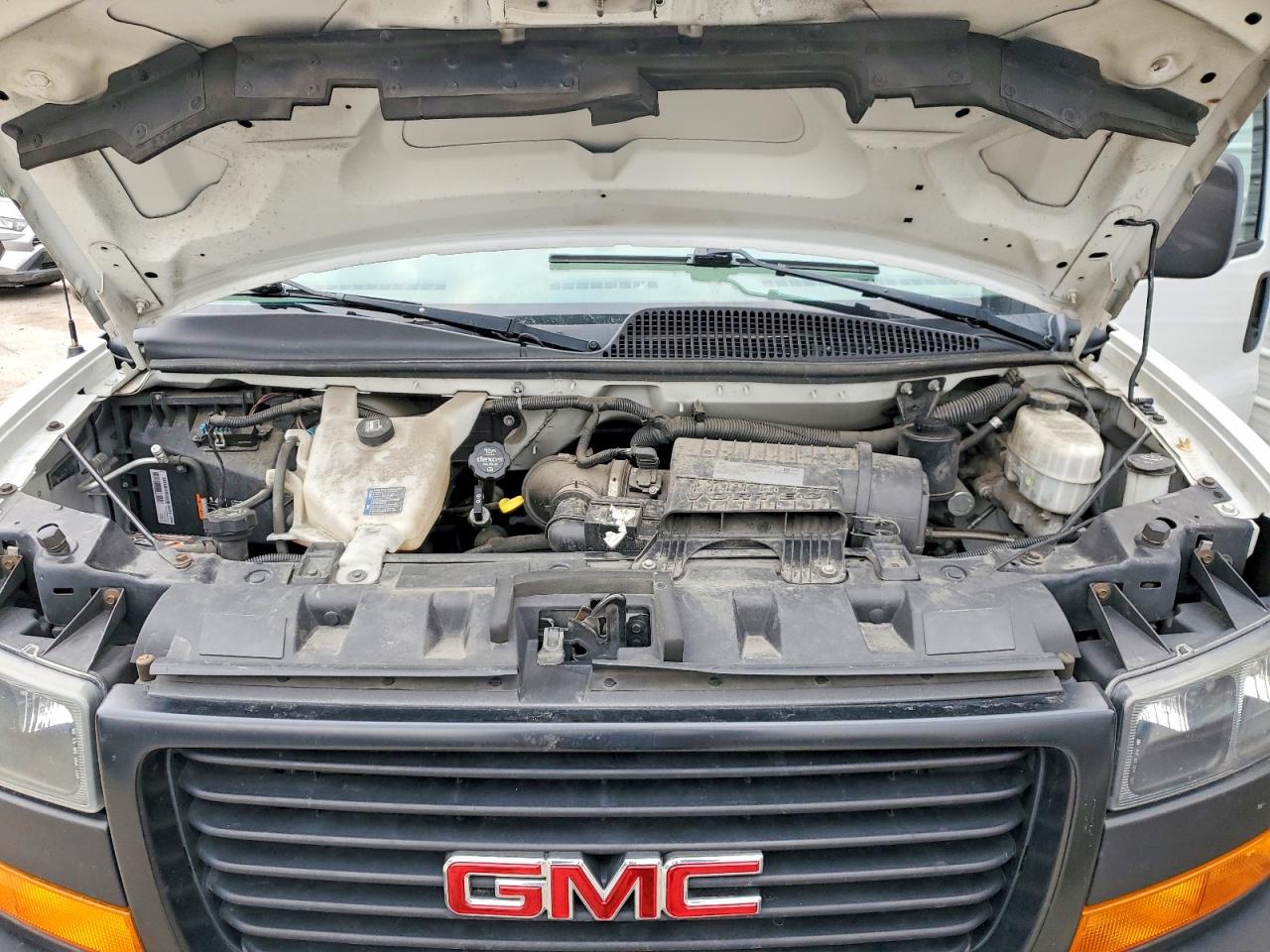 2019 GMC Savana g2 VIN 1GTW7AFG3K1236882 photo 11