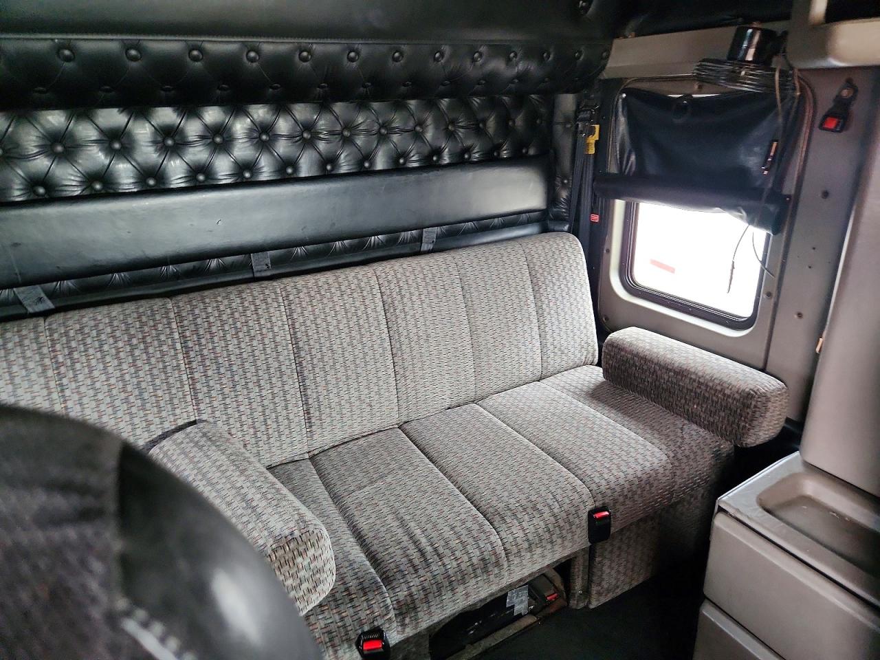 2004 KENWORTH All other VIN 1XKWDB9X94J063743 photo 11
