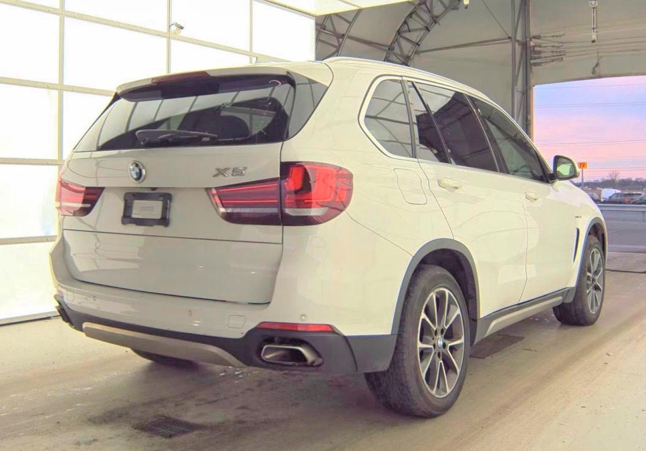 2018 BMW X5 VIN 5UXKR0C52J0Y02782 photo 4