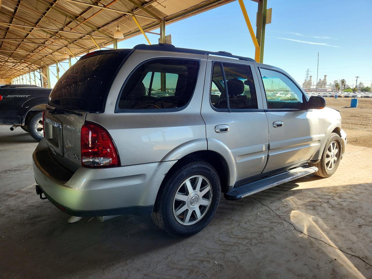 2005 Buick Rainier VIN 5GADS13S652360126 photo 3